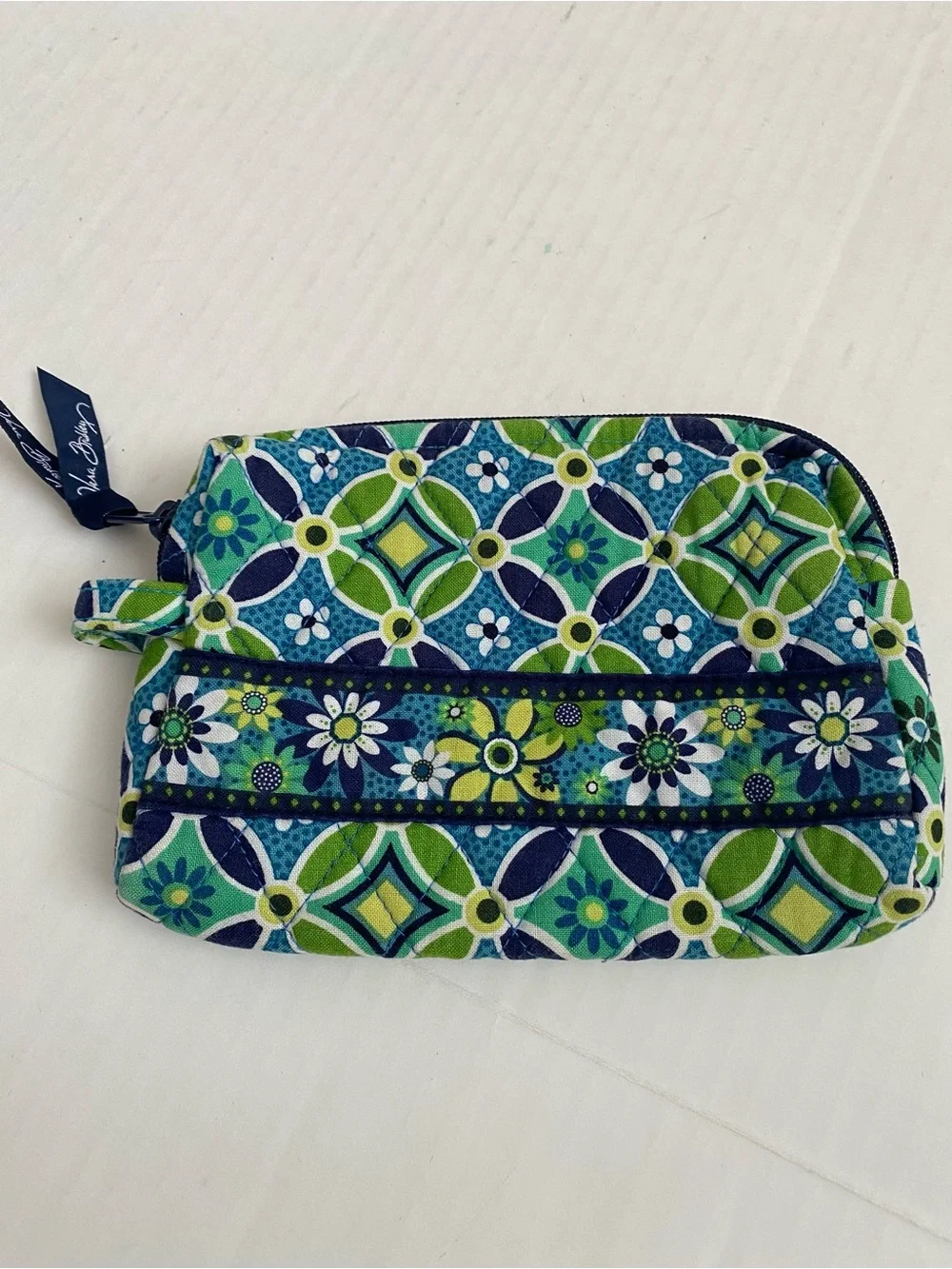 Vera Bradley Daisy Daisy Small Cosmetic Pouch  Excellent Condition